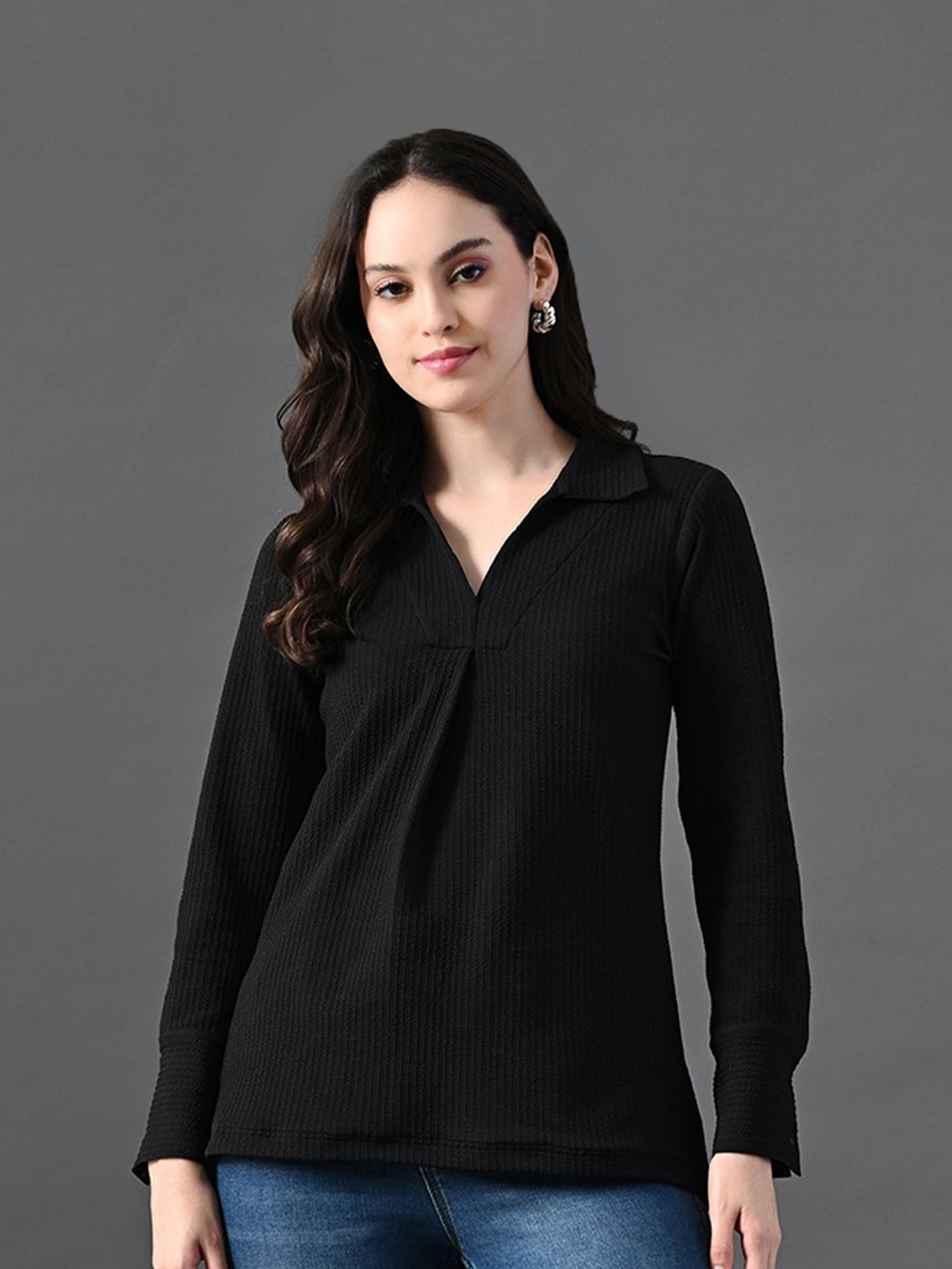 

The Roadster Lifestyle Co V-Neck Full Sleeved Top, Black