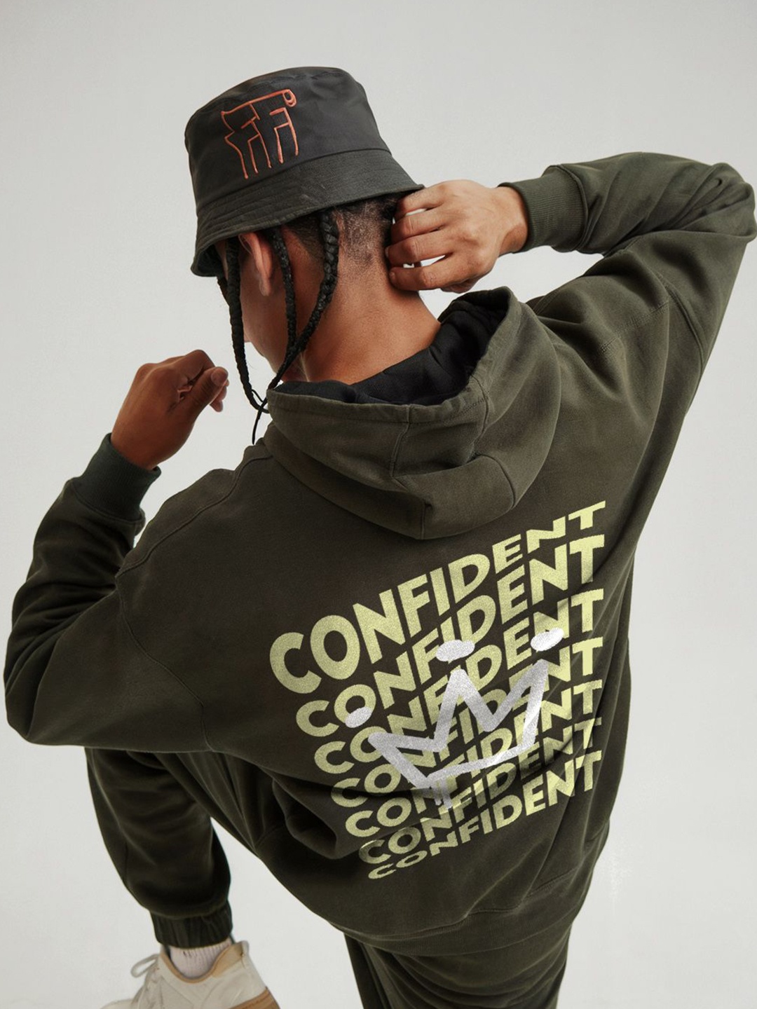 

FFLIRTYGO Men Printed Hooded Sweatshirt, Green