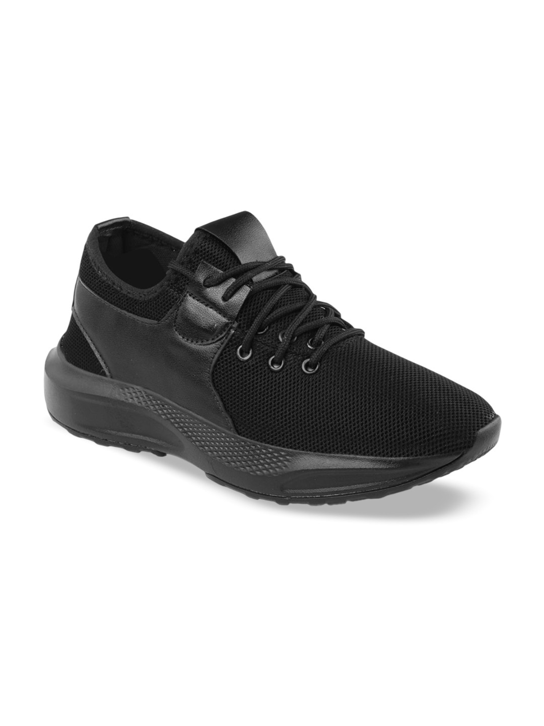 

Provogue Men Colourblocked Round Toe Sneakers, Black