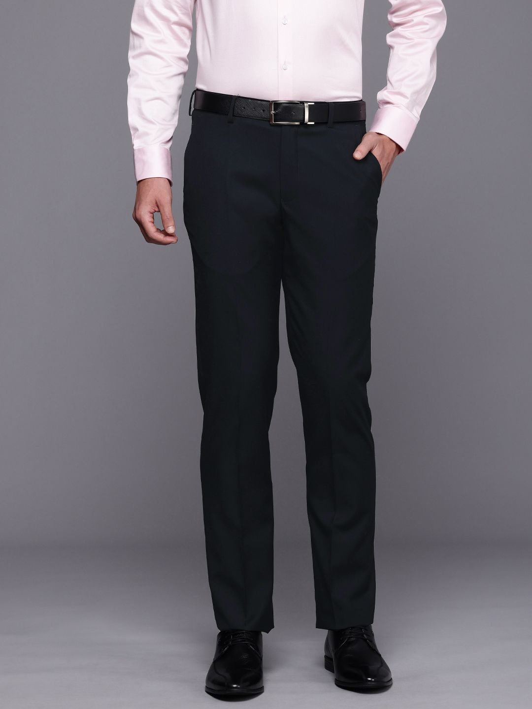 

Louis Philippe Men Slim Fit Formal Trousers, Navy blue