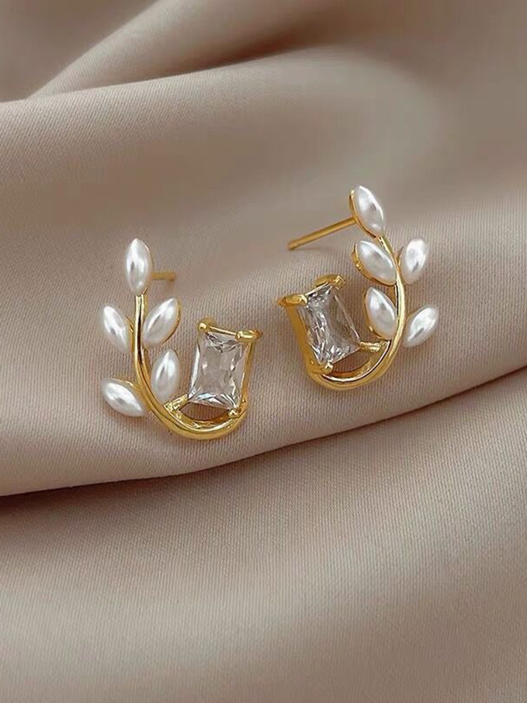 

Just Lil Things Contemporary Hoop Earrings, Multi
