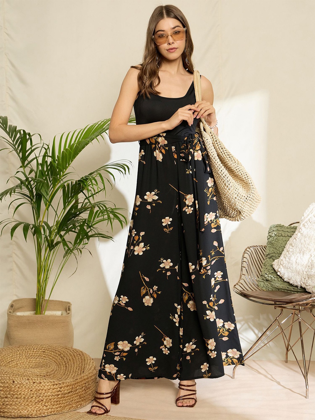 

Berrylush Women Printed Basic Jumpsuit, Black