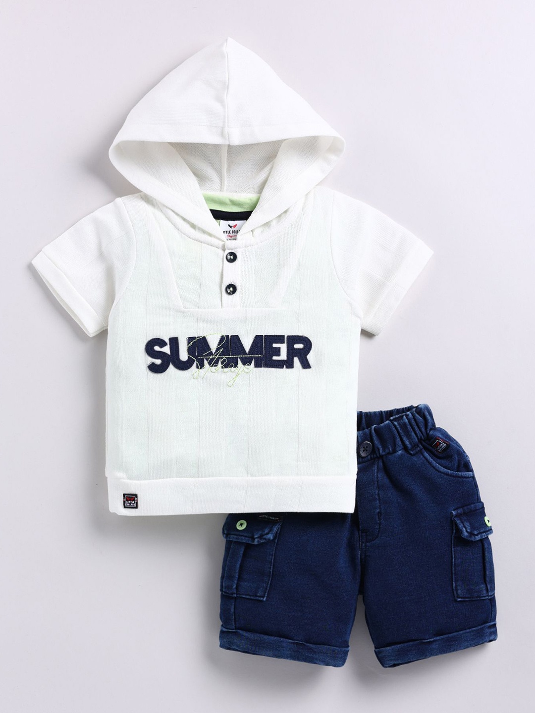 

LITTLE COLLARS Boys Printed T-shirt with Shorts, White