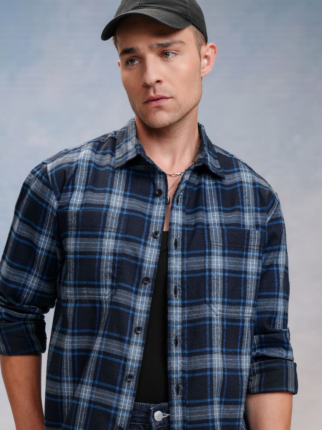 

LOCOMOTIVE Premium Men Navy Blue Checked Utility Pocket Oversized Overshirt