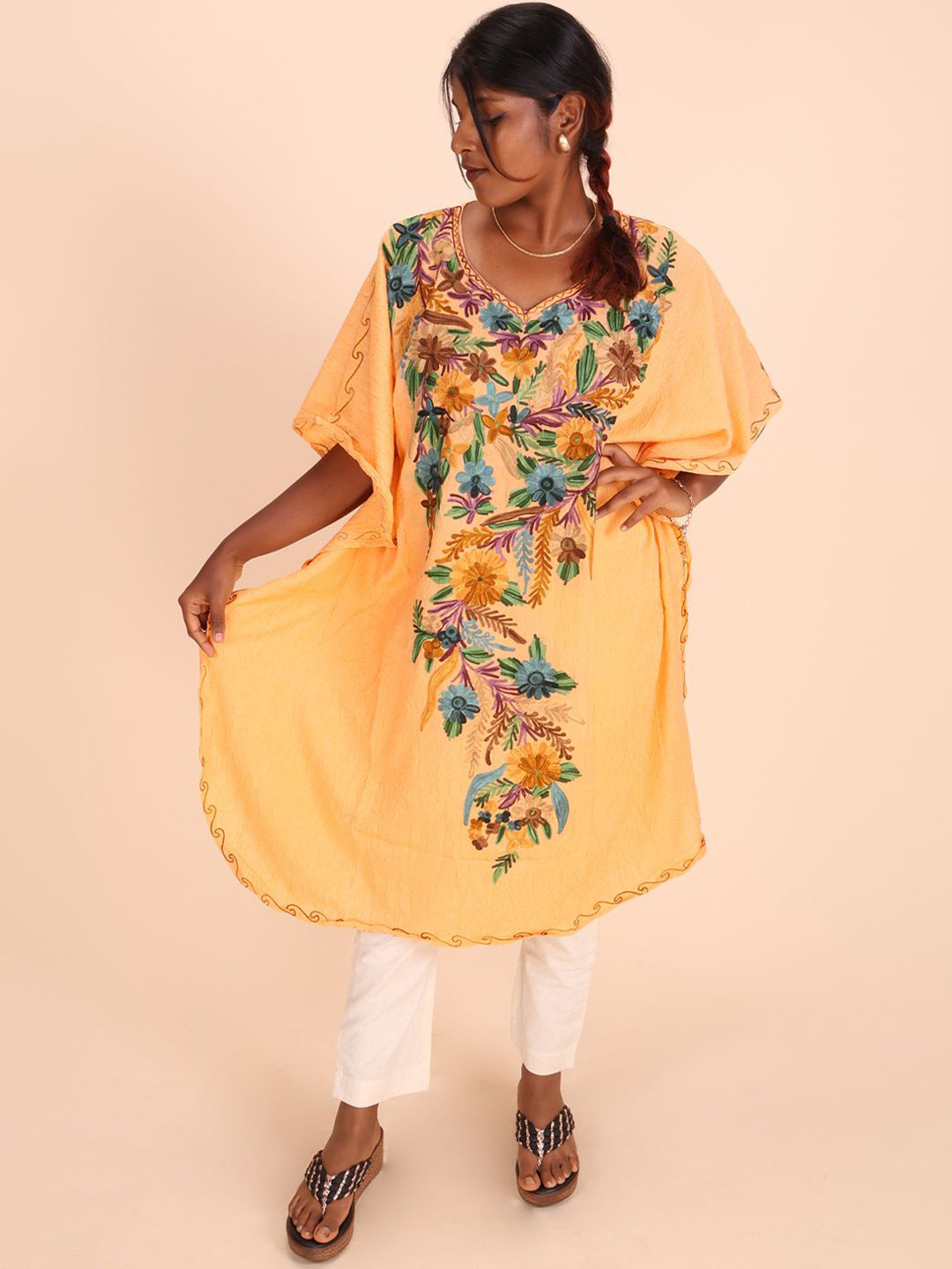

Avishya Handloom Sozni Embroidered Cotton Kaftan Kurta, Yellow