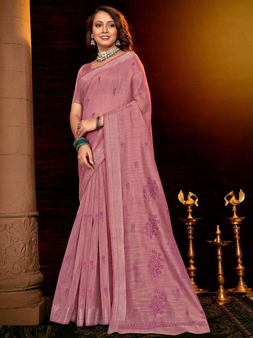 

MAHALASA Ethnic Motifs Embroidered Chanderi Saree, Pink