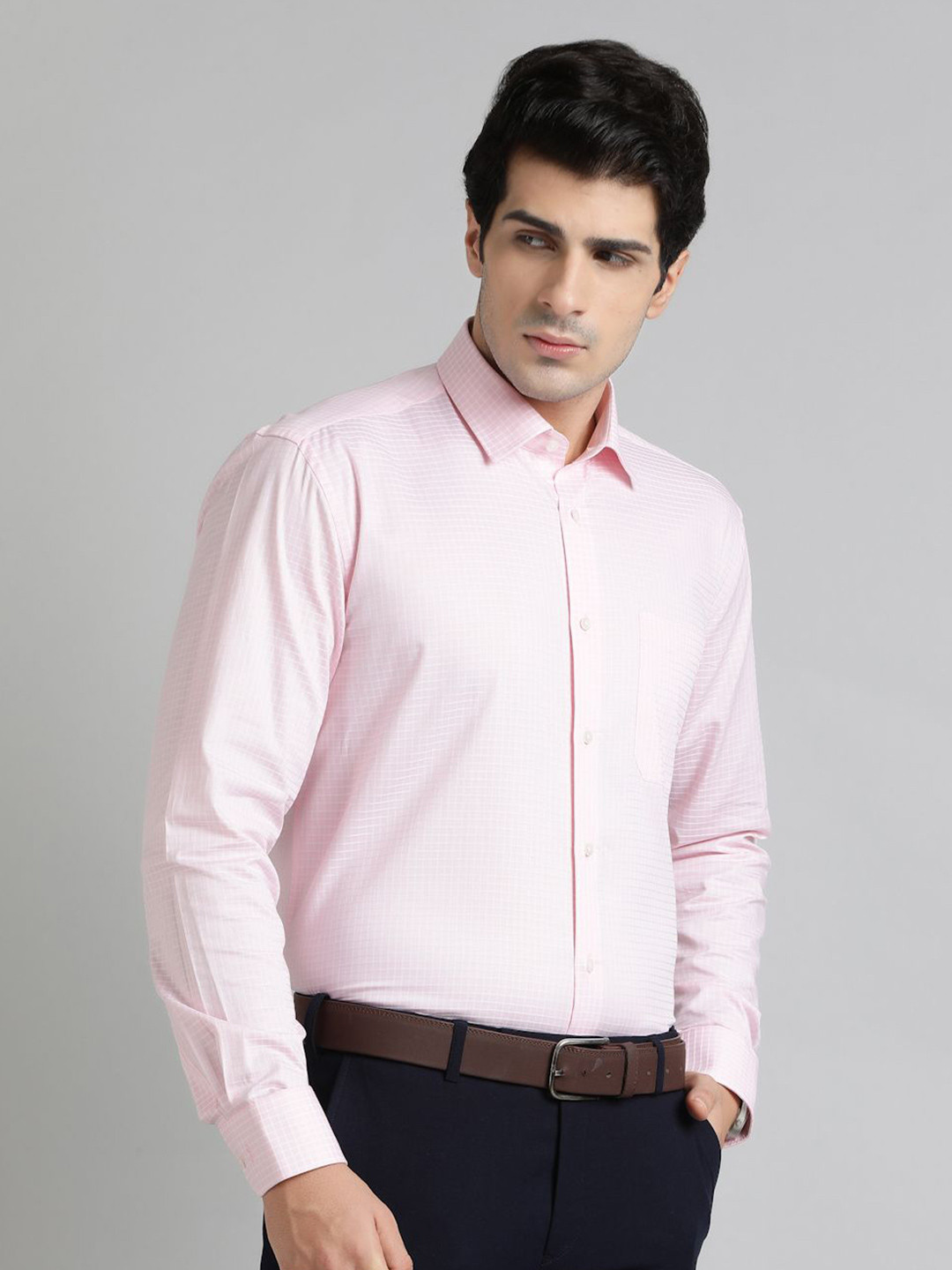 

JADE BLUE Men Opaque Checked Formal Shirt, Pink