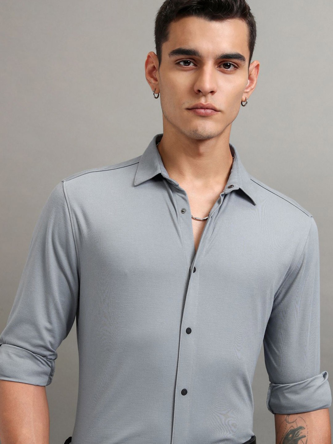 

HIGHLANDER Men Slim Fit Casual Shirt, Grey
