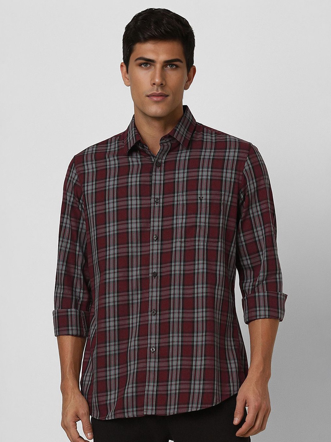 

Van Heusen Sport Men Slim Fit Opaque Checked Casual Shirt, Maroon