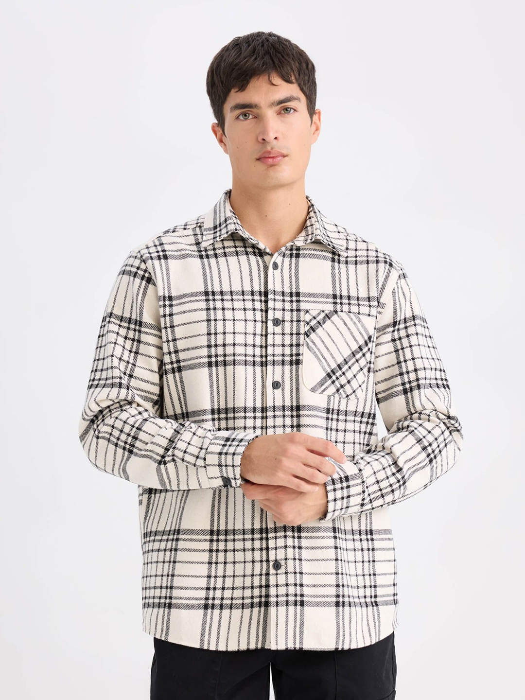 

DeFacto Men Tartan Checks Opaque Checked Casual Shirt, Na