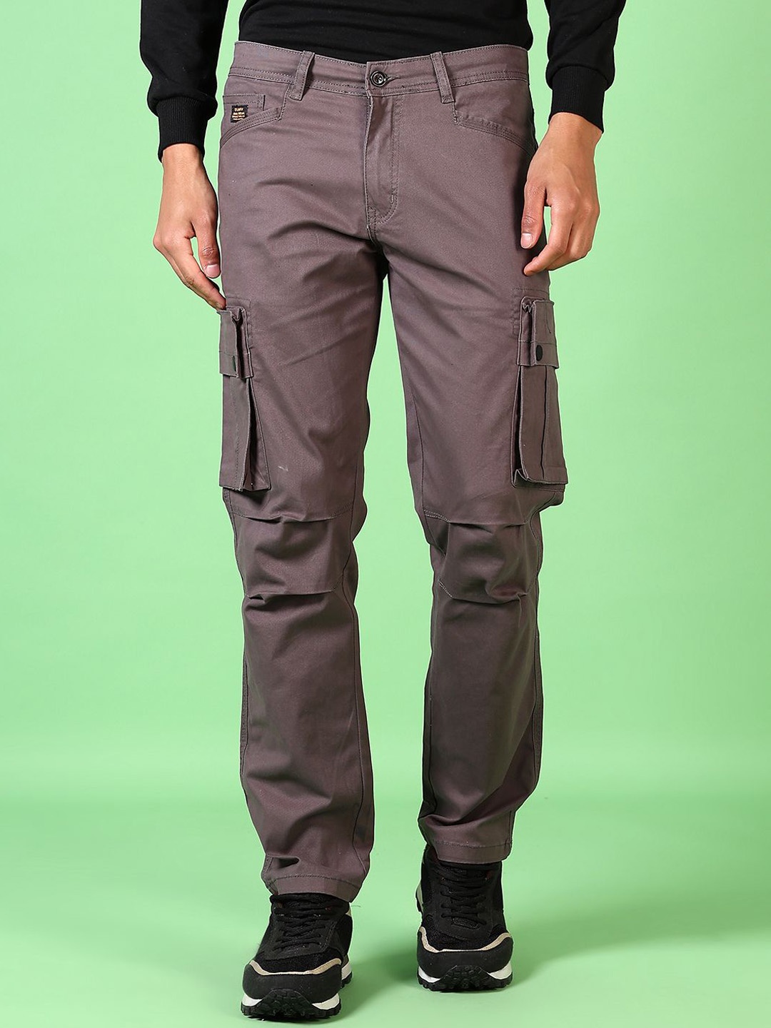 

V-Mart Men Regular Fit Cotton Cargo Trousers, Grey