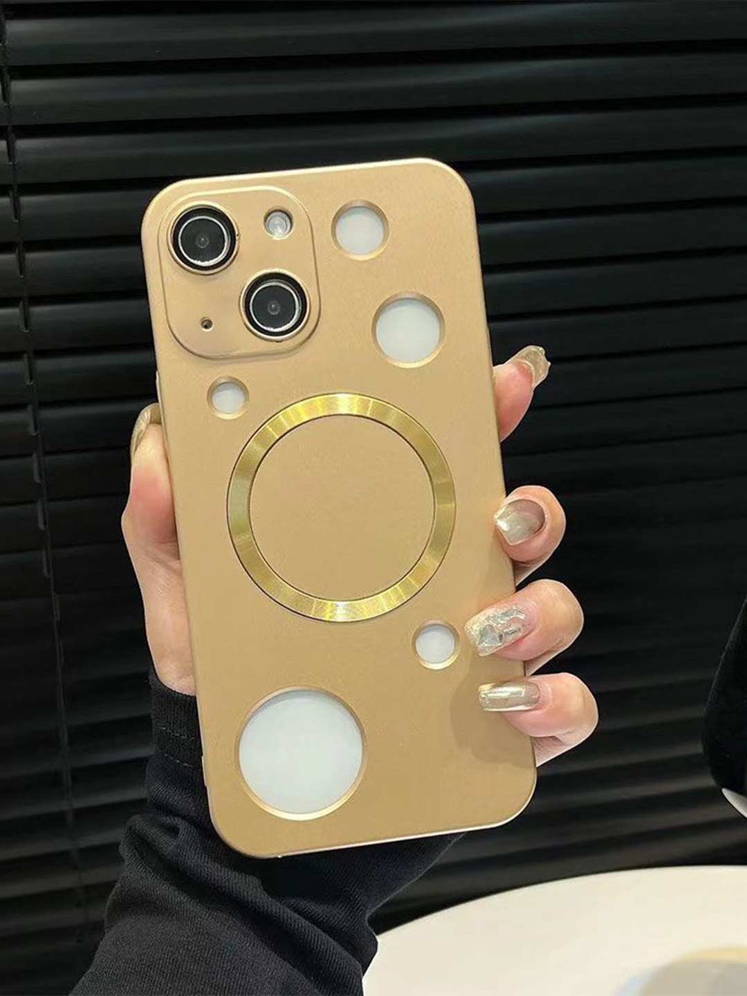 

Luxury Kase Solid Printed iPhone 13 Back Case Mobile Accessories, Gold