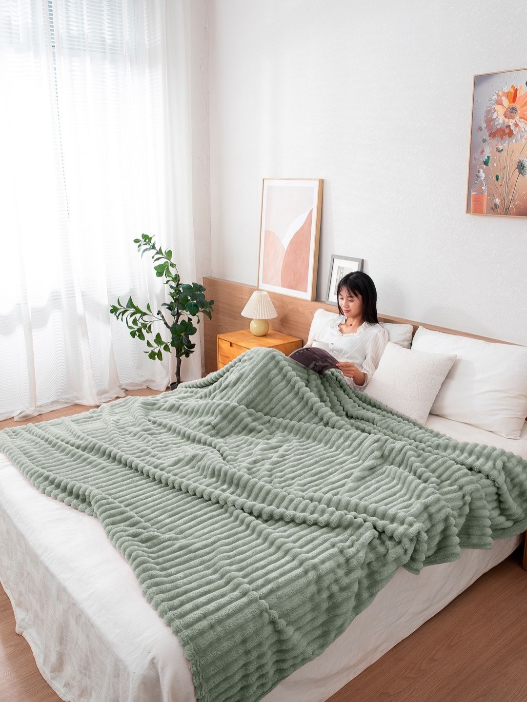

HOKIPO Green Fleece 210 GSM Double Bed Blanket
