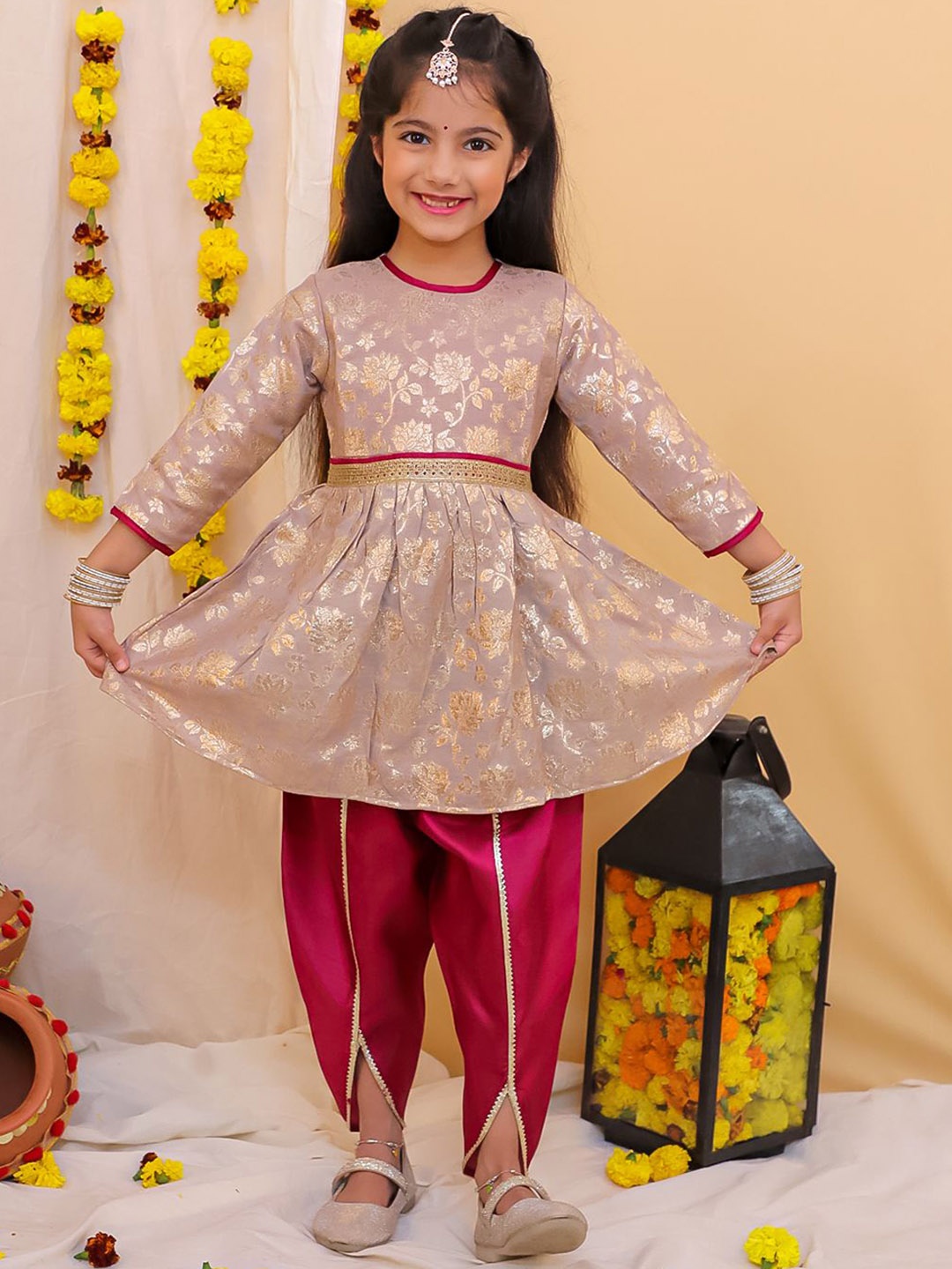 

KID1 Girls Floral Empire Kurta with Dhoti Pants, Beige