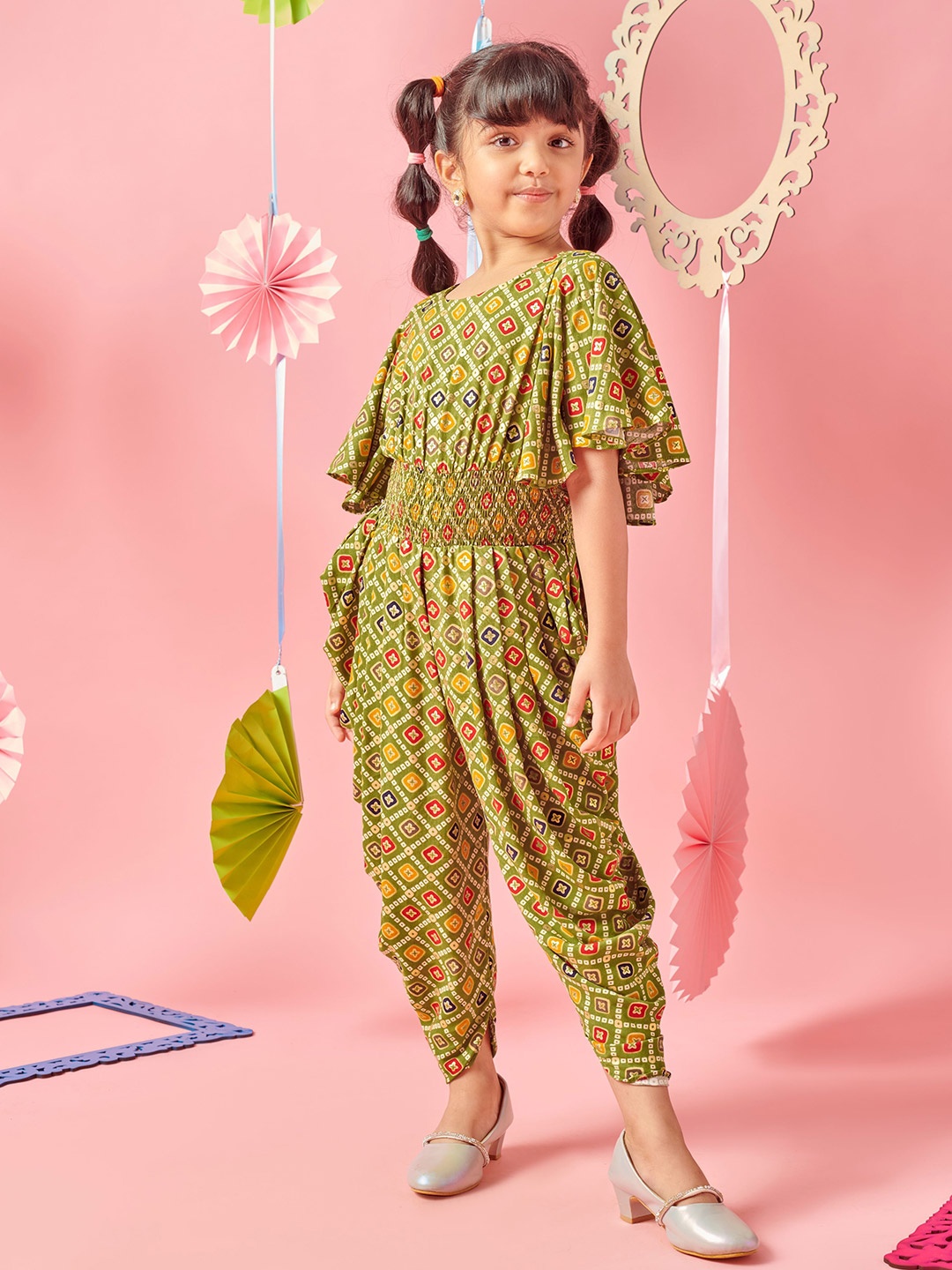 

MASTARANG Girls Bandhani Printed Jumpsuit With Smocked Waist, Green