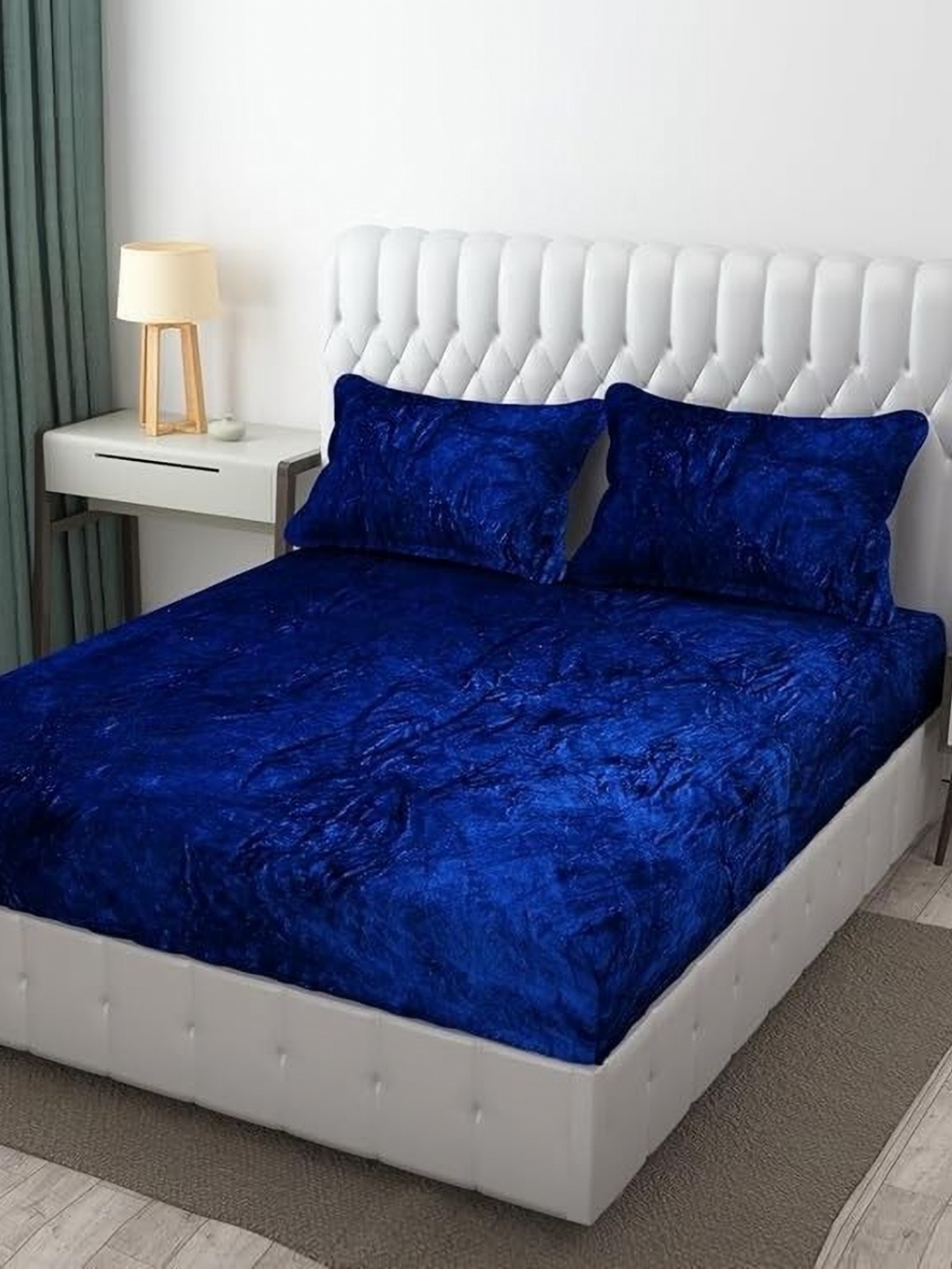 

BREVARD Navy Blue 260 TC Queen Bedsheet with 2 Pillow Covers