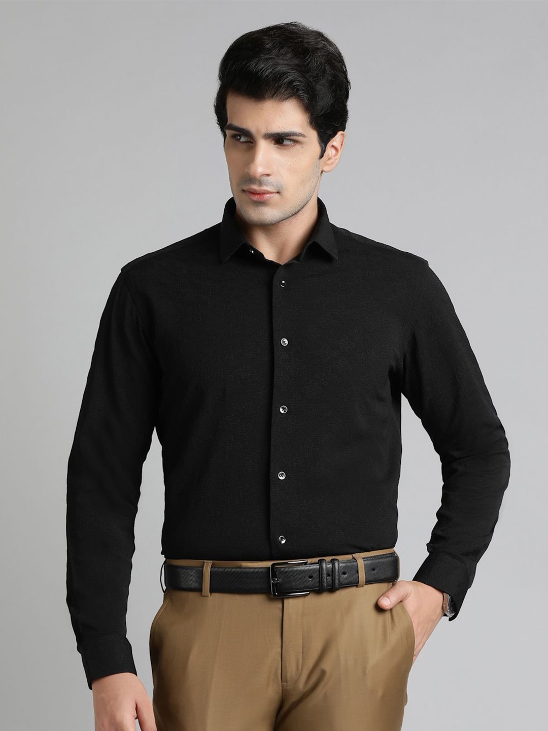 

Greenfibre Men Slim Fit Opaque Party Shirt, Black