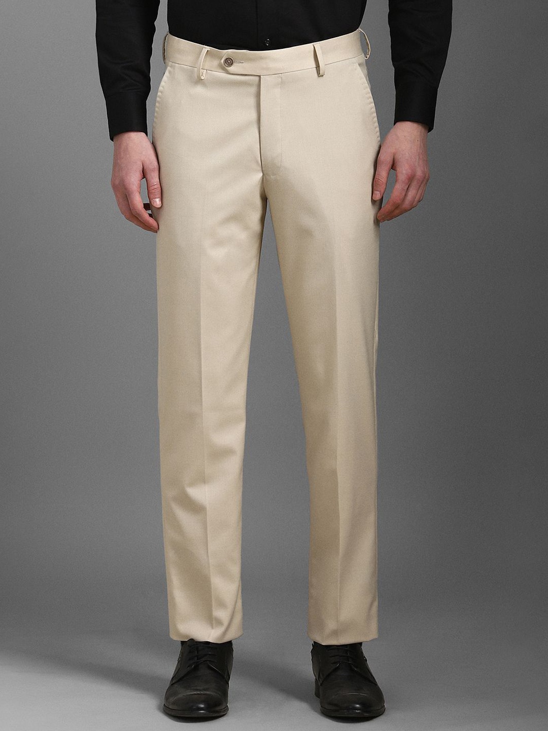 

Louis Philippe Men Slim Fit Trousers, Beige