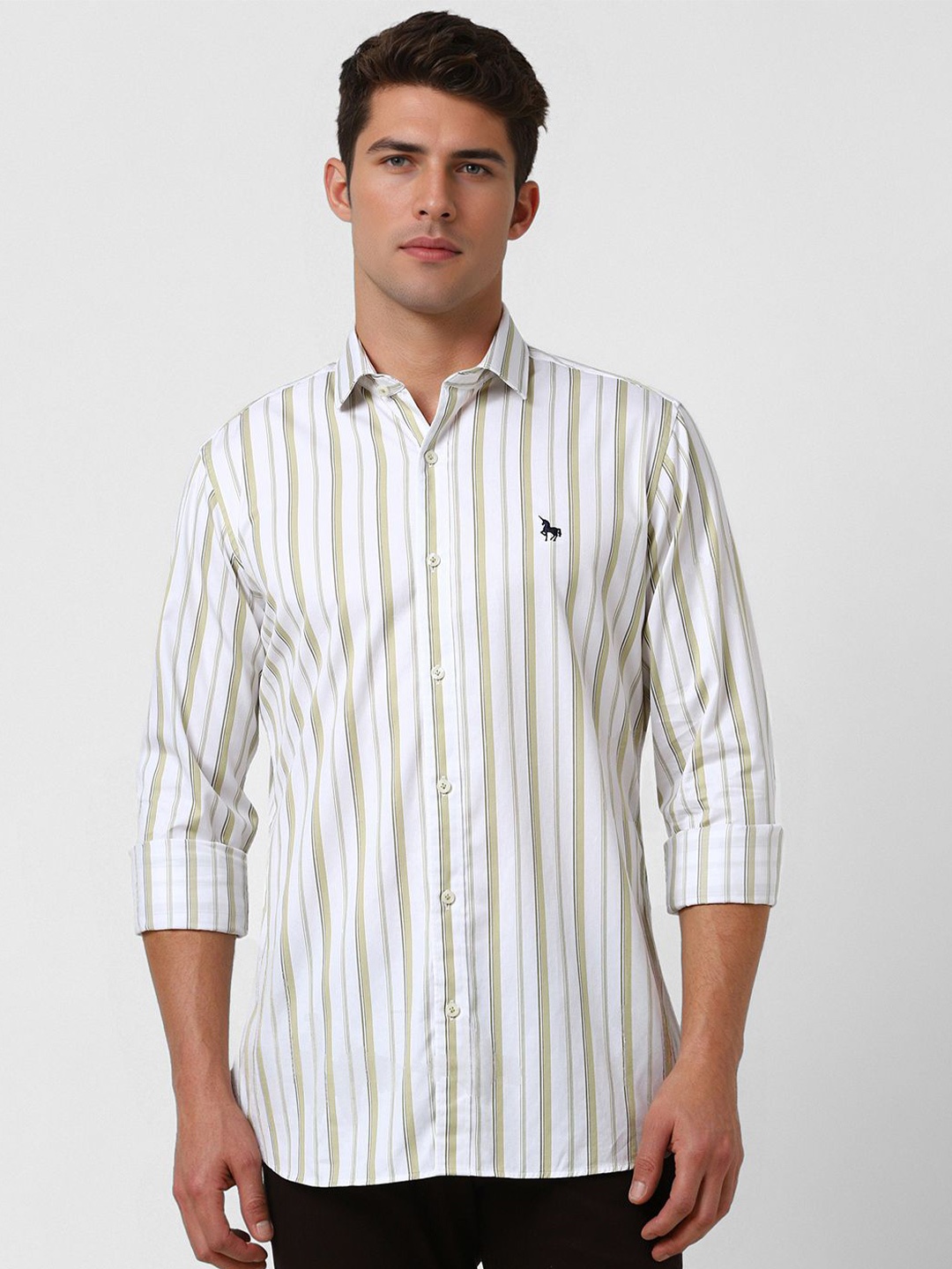 

Van Heusen Sport Men Slim Fit Opaque Striped Casual Shirt, White