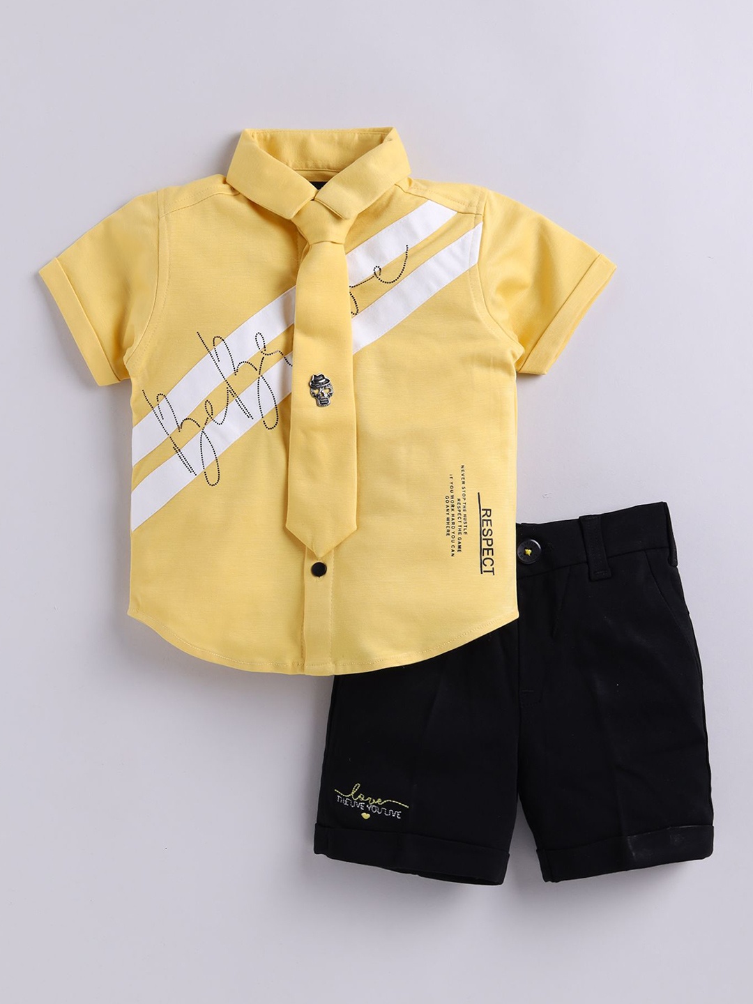 

LITTLE COLLARS Boys Printed Shirt with Shorts, Yellow