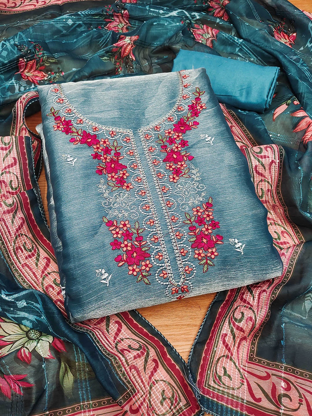 

KALINI Embroidered Unstitched Dress Material, Teal