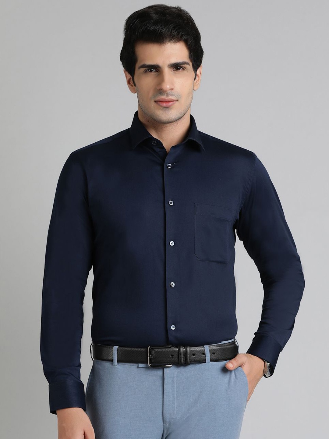 

Greenfibre Men Slim Fit Opaque Party Shirt, Navy blue