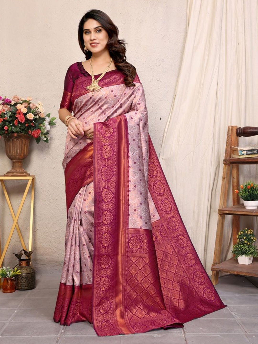 

RASVRITI Woven Design Zari Banarasi Saree, Violet