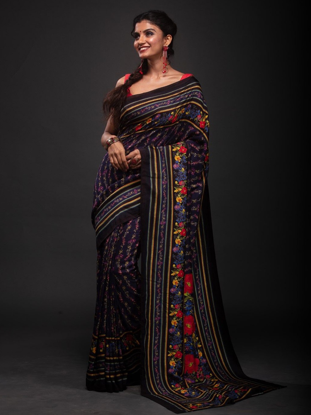 

House of Deepthi Floral Printed Saree, Blue