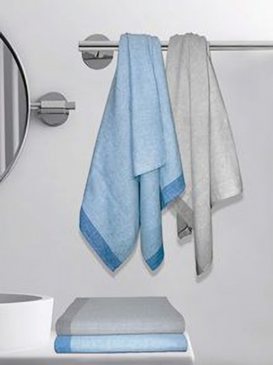 

Aura Blue & Grey 4 Cotton 210 GSM Bath Towel