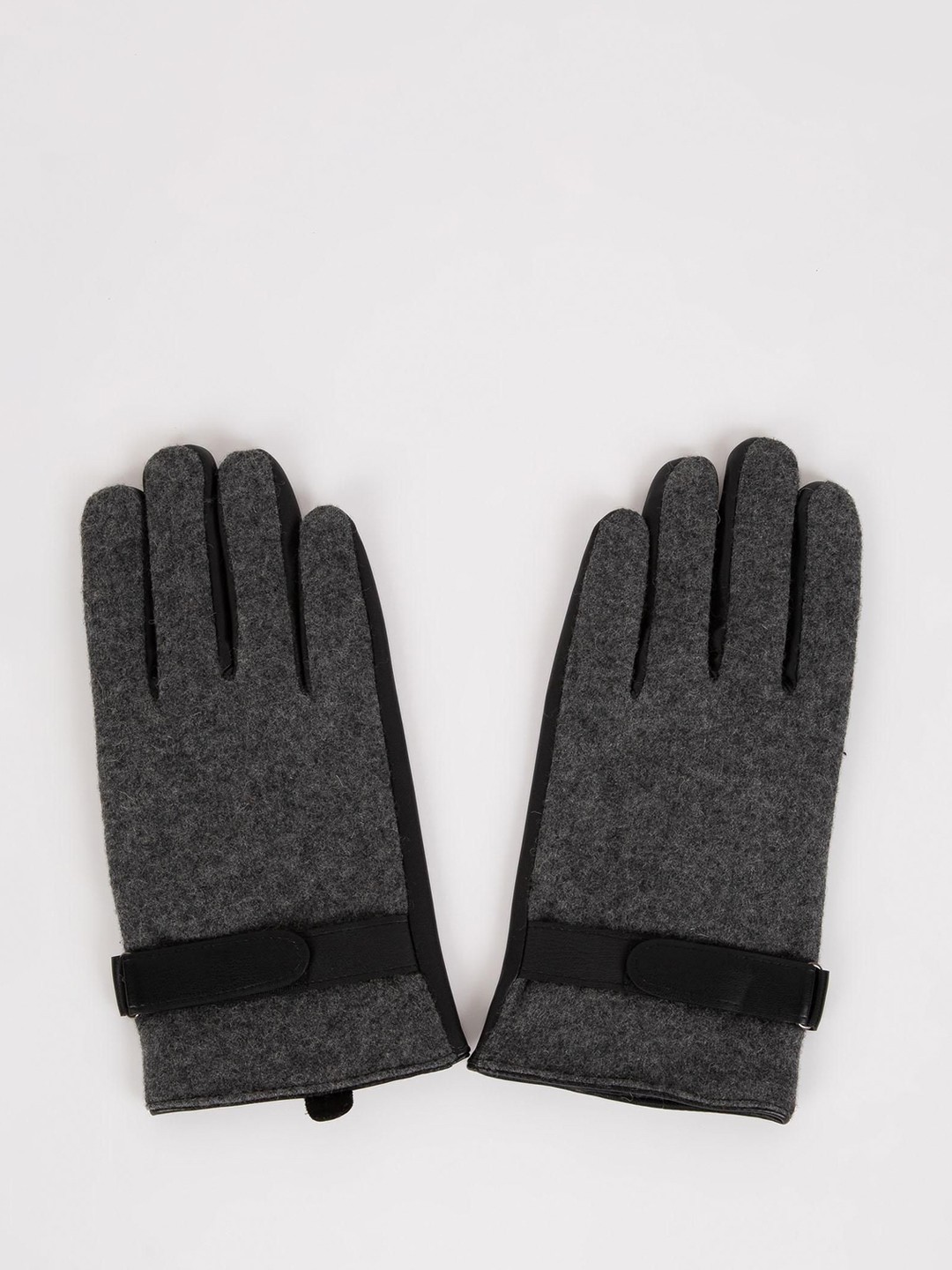 

DeFacto Men Winter Gloves, Grey