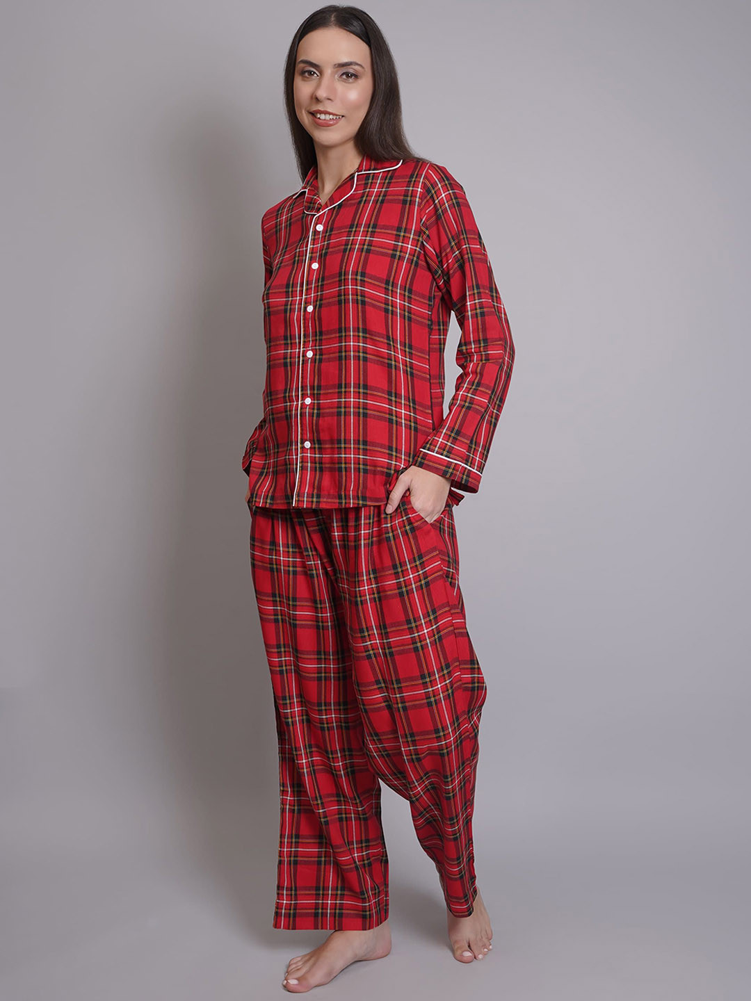 

Biglilpeople Women Checked Night suit, Red
