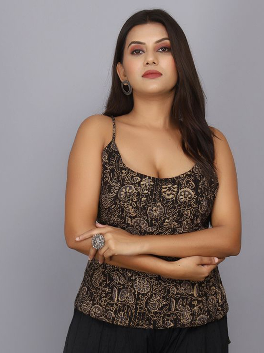 

Geroo Jaipur Colourblocked Cotton Top, Black