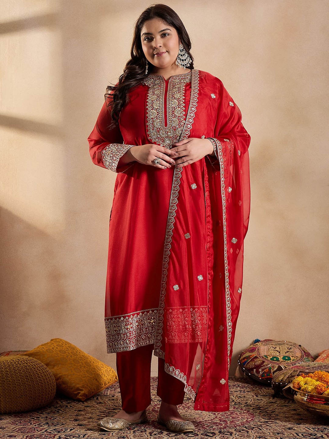 

INDDUS PLUS Women Ethnic Motifs Yoke Design Regular Sequinned Kurta with Trousers & With Dupatta, Red