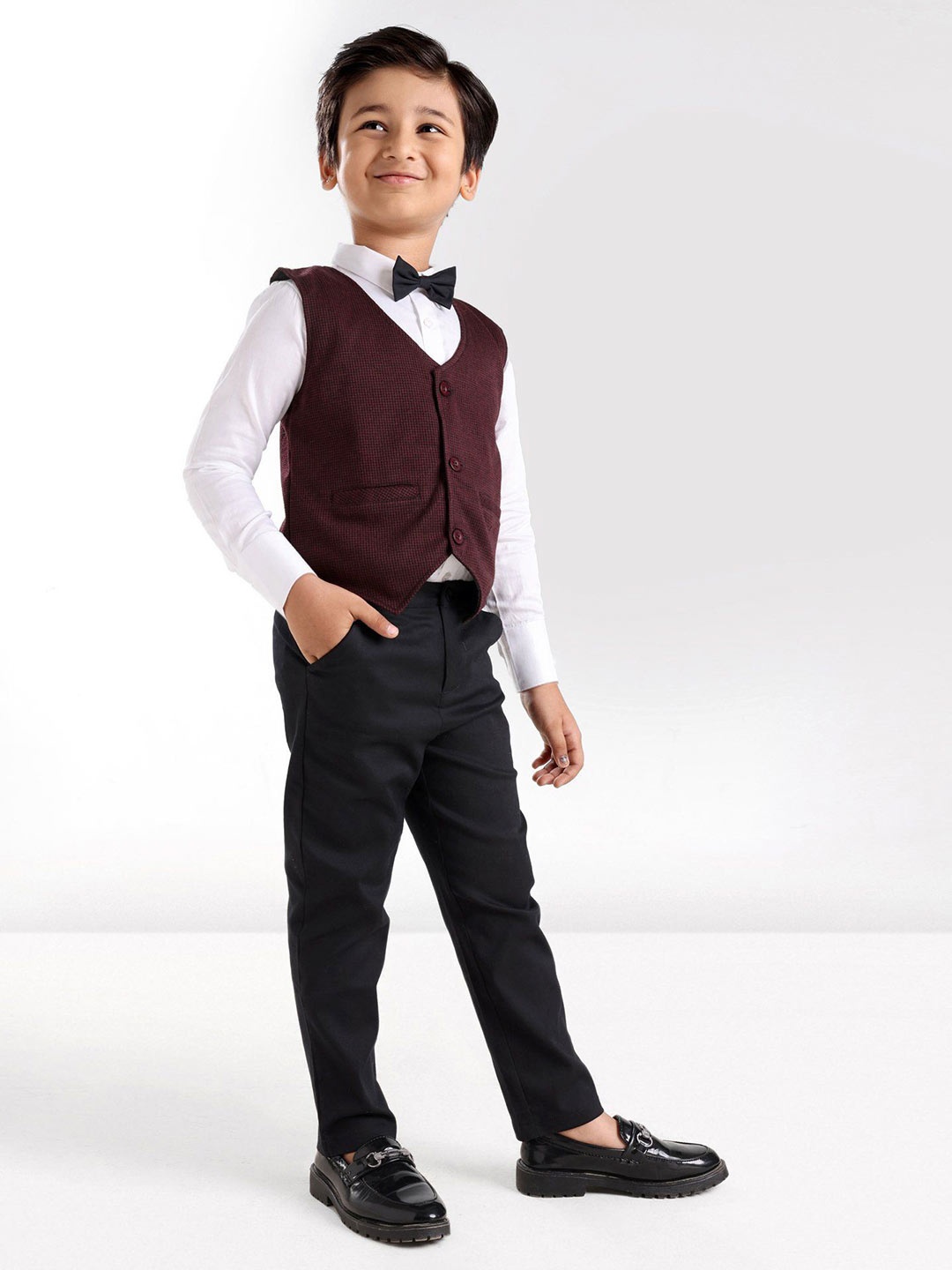 

Mark & Mia Boys Full Sleeves Shirt & Trouser Party Suit With Waistcoat & Bow, White