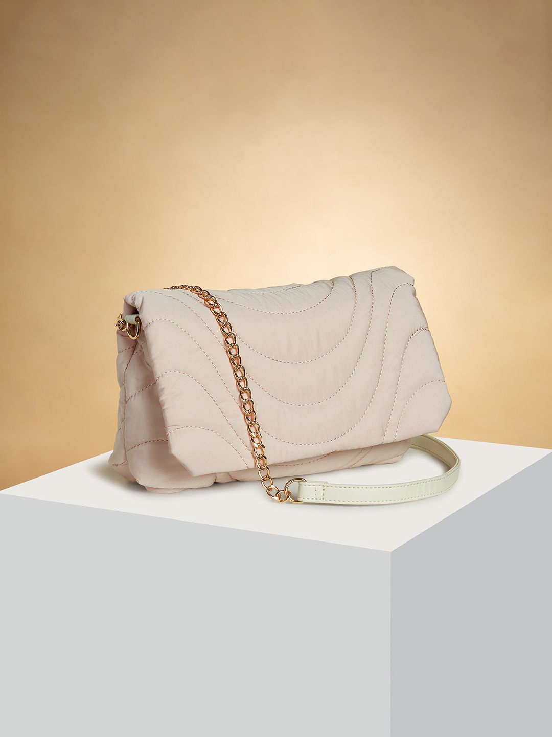 

Forever Glam by Pantaloons Colourblocked Structured Shoulder Bag with Tasselled, Off white