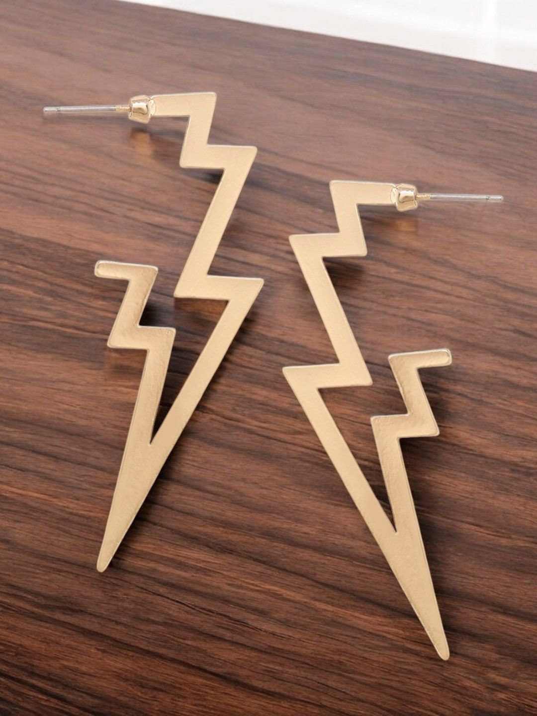 

OOMPH Geometric Hoop Earrings, Gold