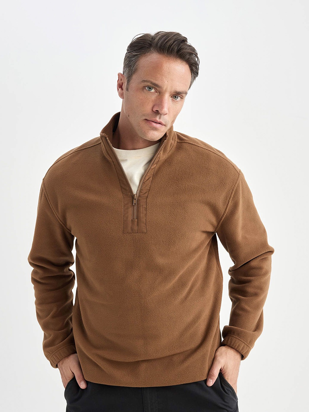 

DeFacto Men Pullover, Brown