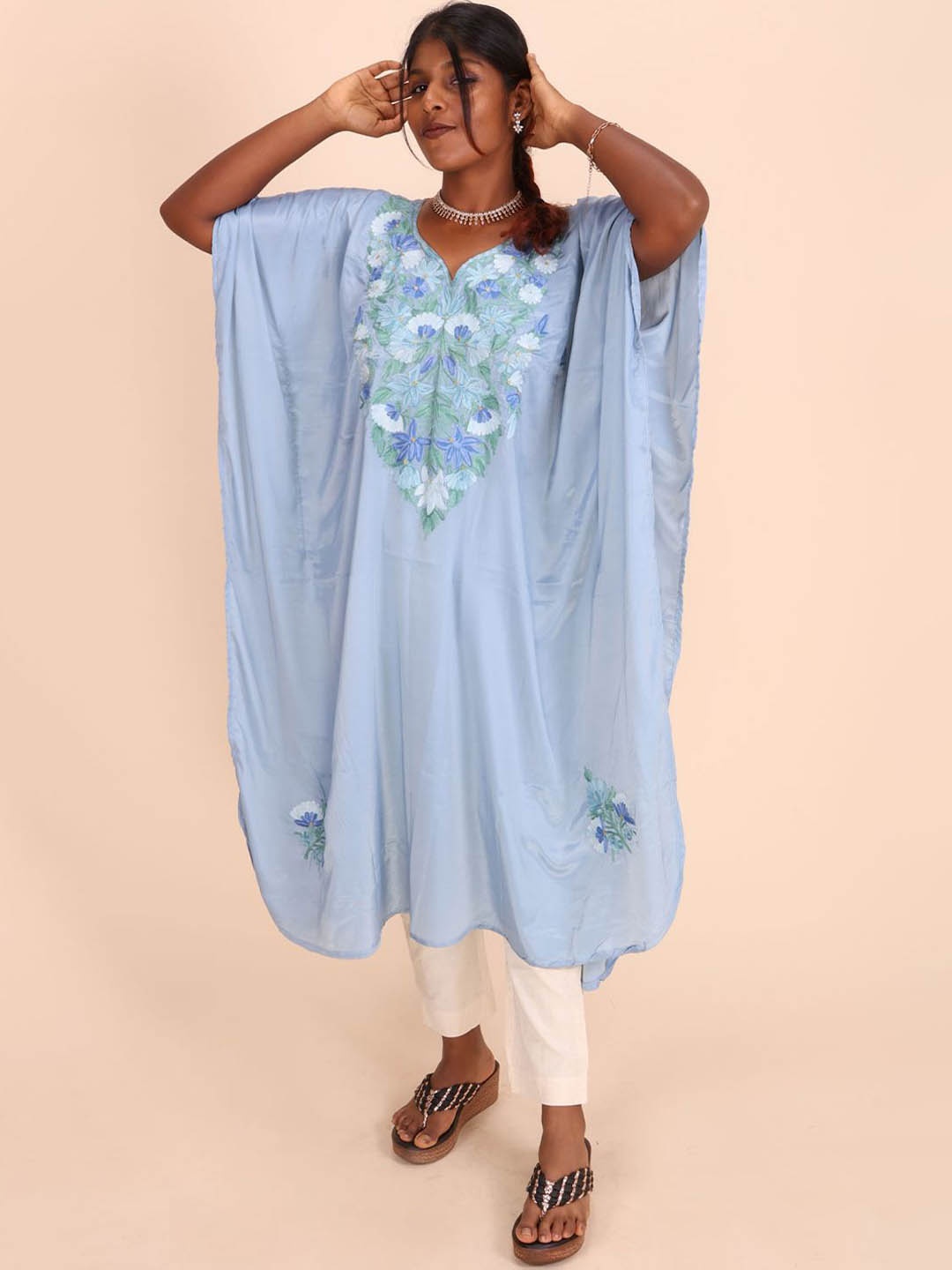 

Avishya Women Handloom Sozni Embroidered Crepe Silk Kaftan Kurta, Blue