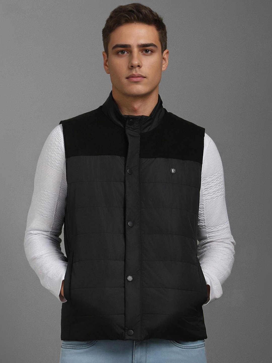 

Louis Philippe Men Colourblocked Woven Jacket, Black