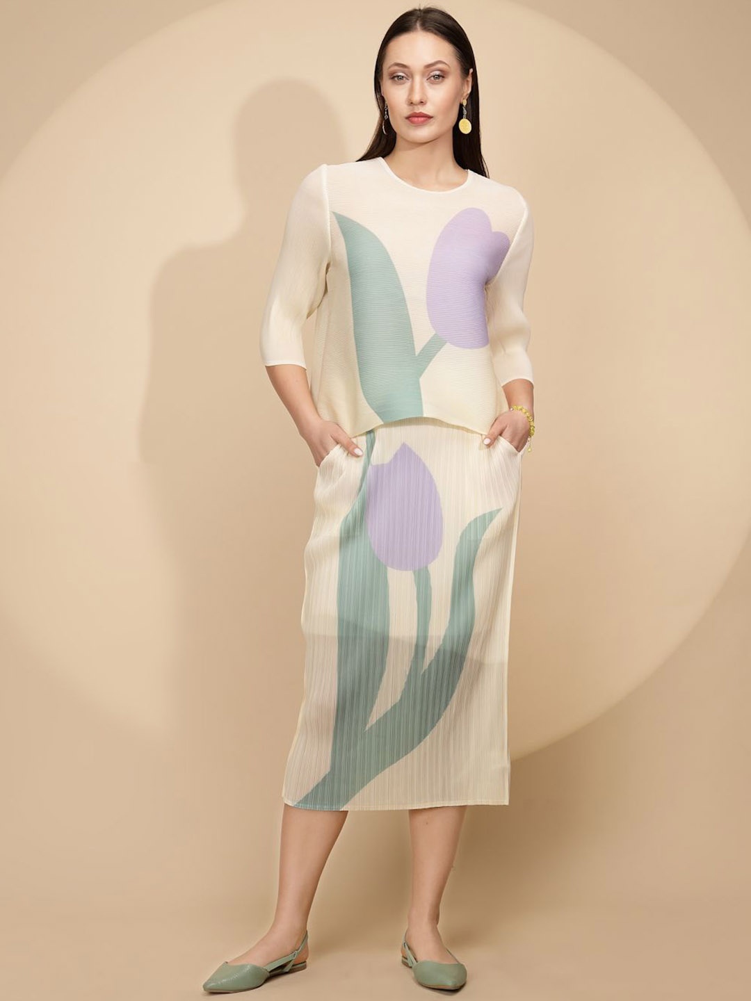 

Global Republic Printed Round Neck Three-Quarter Sleeves Top With Skirt, Beige