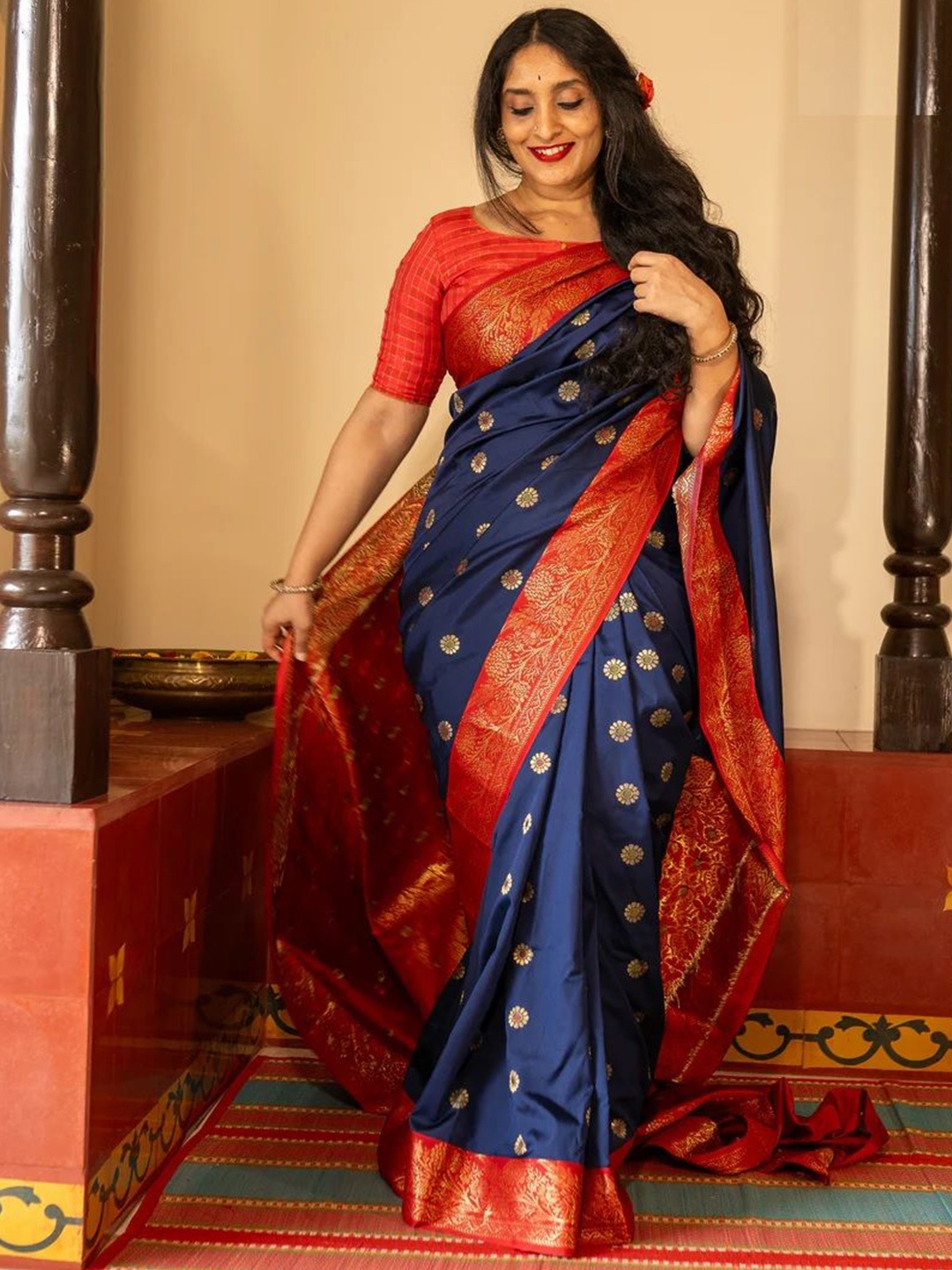 

KALINI Ethnic Motifs Woven Design Zari Banarasi Saree, Blue