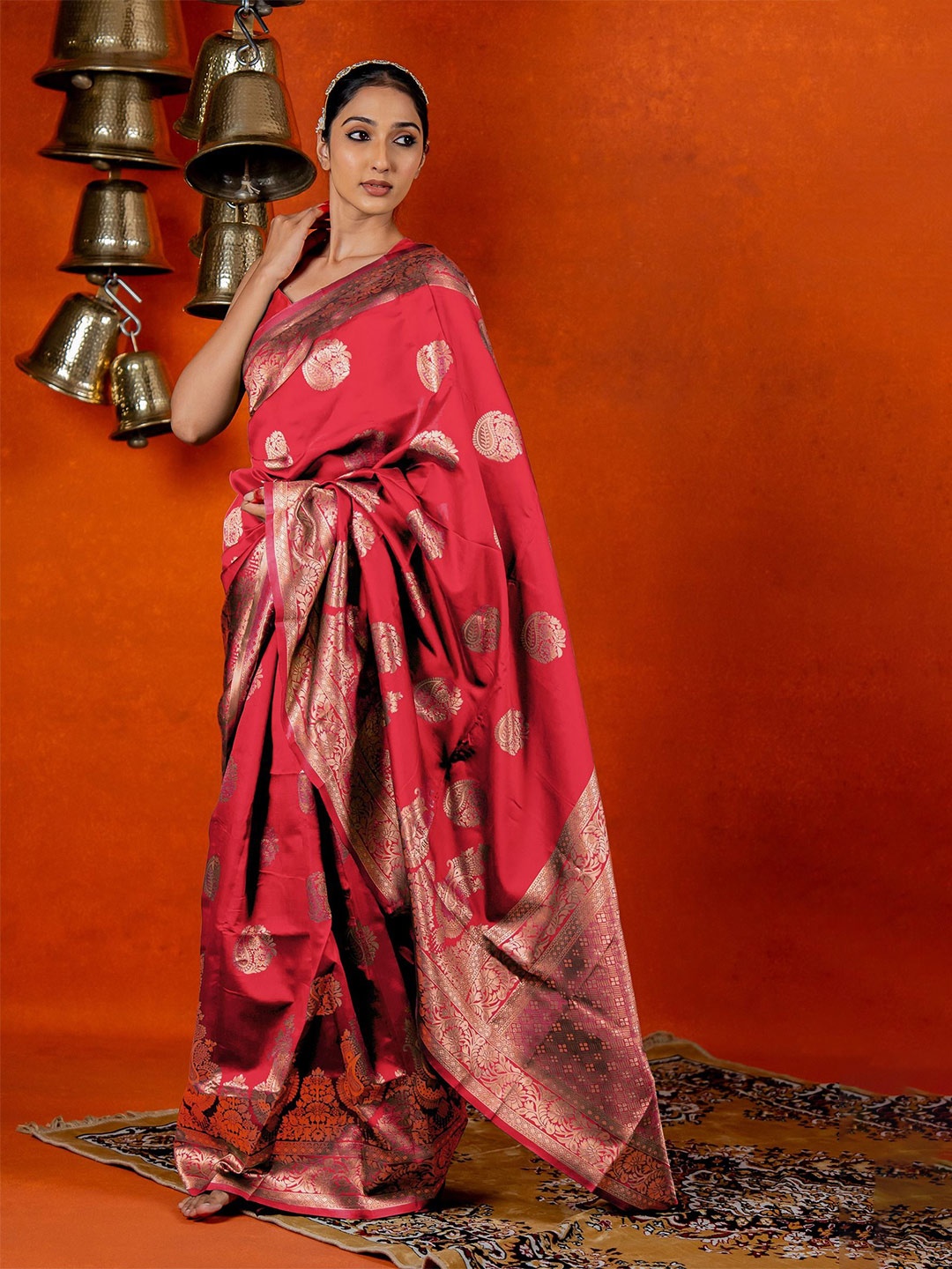 

Subham Woven Design Zari Silk Blend Banarasi Saree, Red