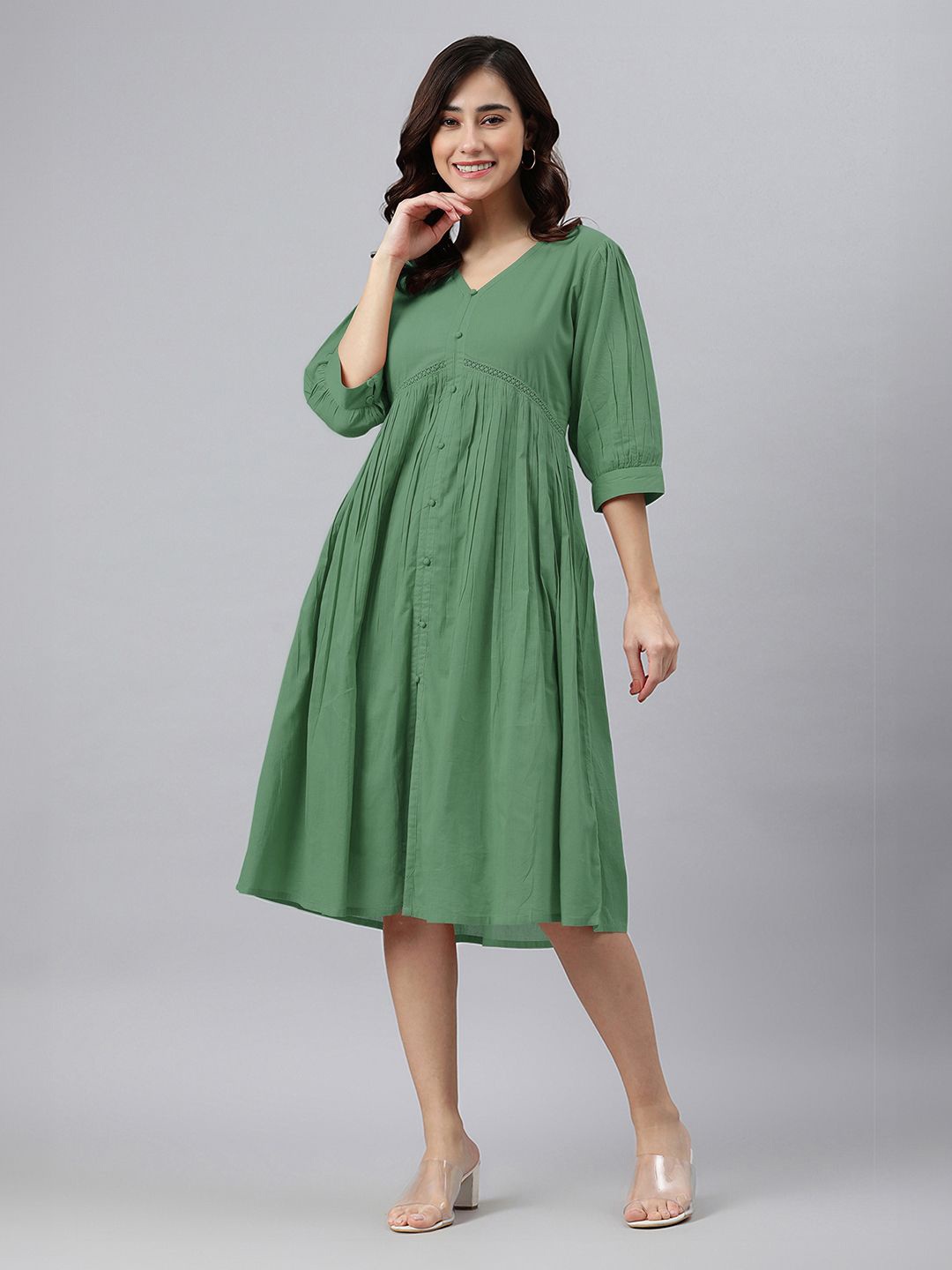 

Janasya Women Pure Cotton Solid Gathered Dress, Green