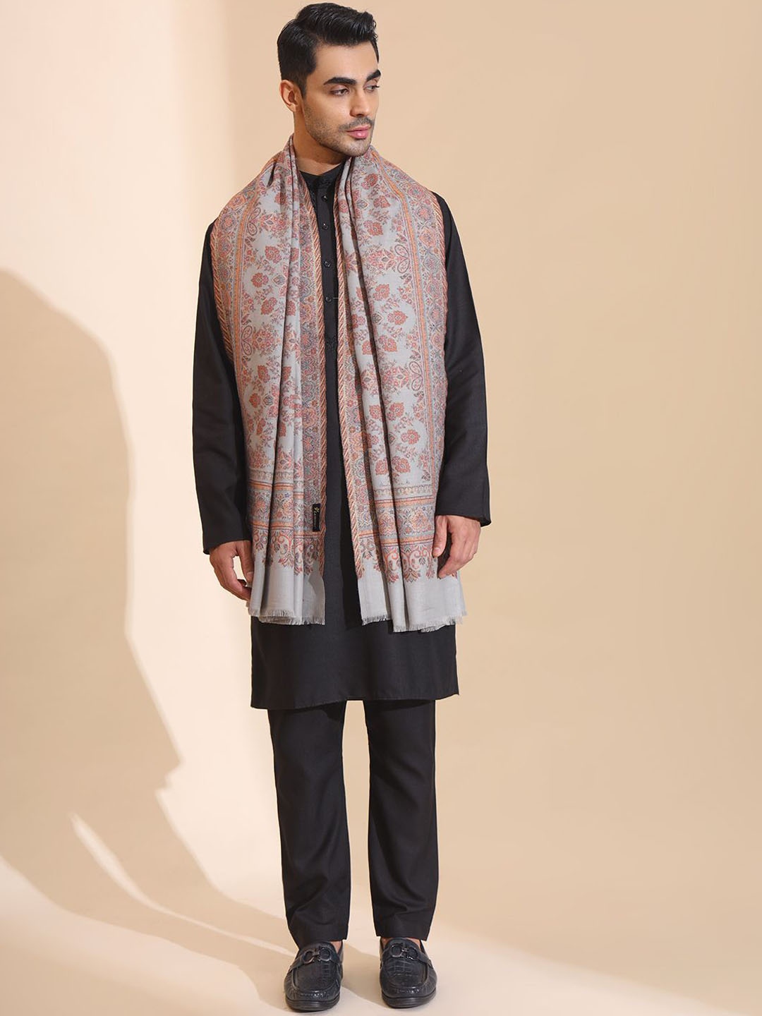 

Zamour Men Ethnic Motifs Woven Design Shawl, Grey