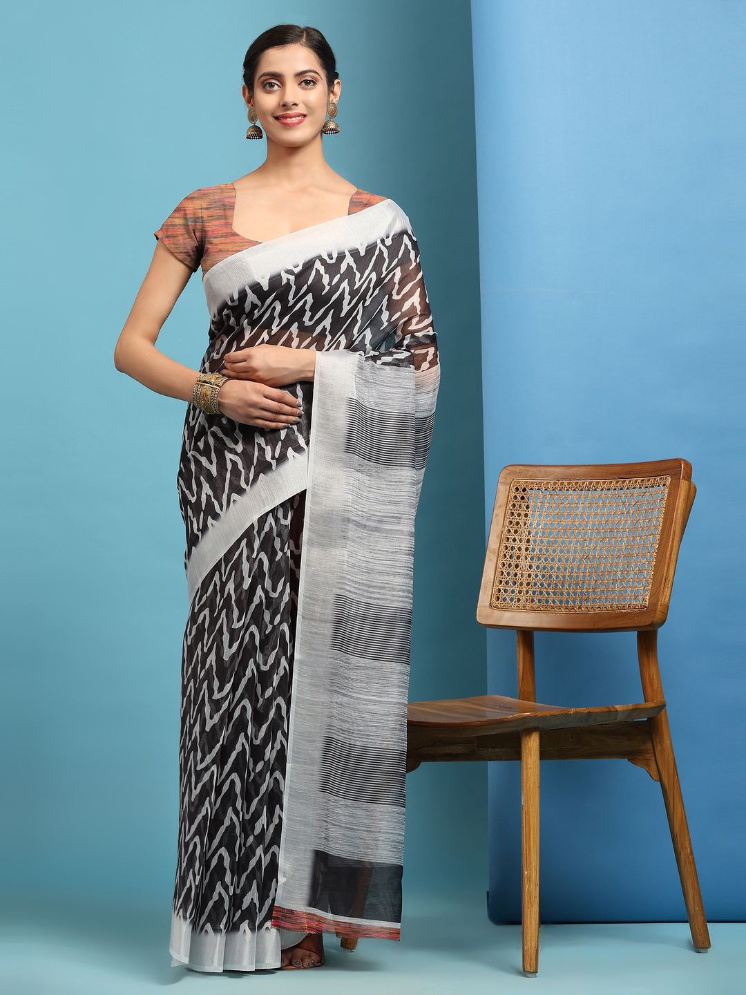 

Anouk Geometric Printed Saree, Black