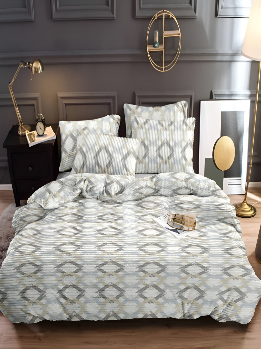 

BREVARD Cream Colored & Grey Printed Single Duvet Cover