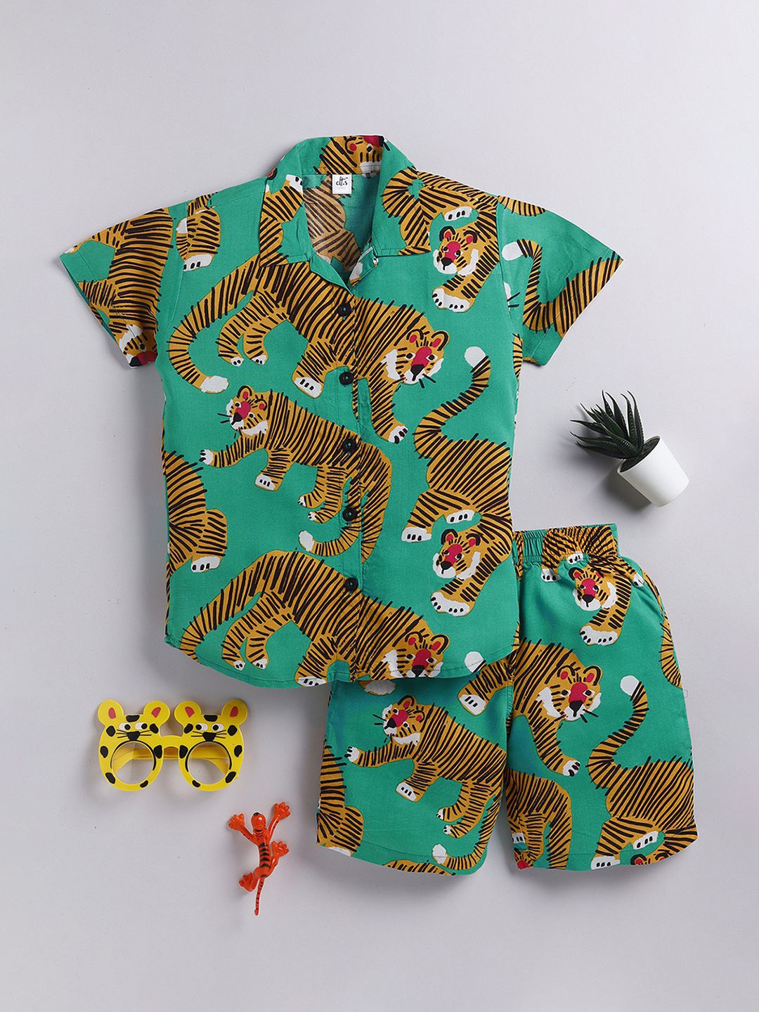 

Clt.s Unisex Kids Printed Night suit, Green