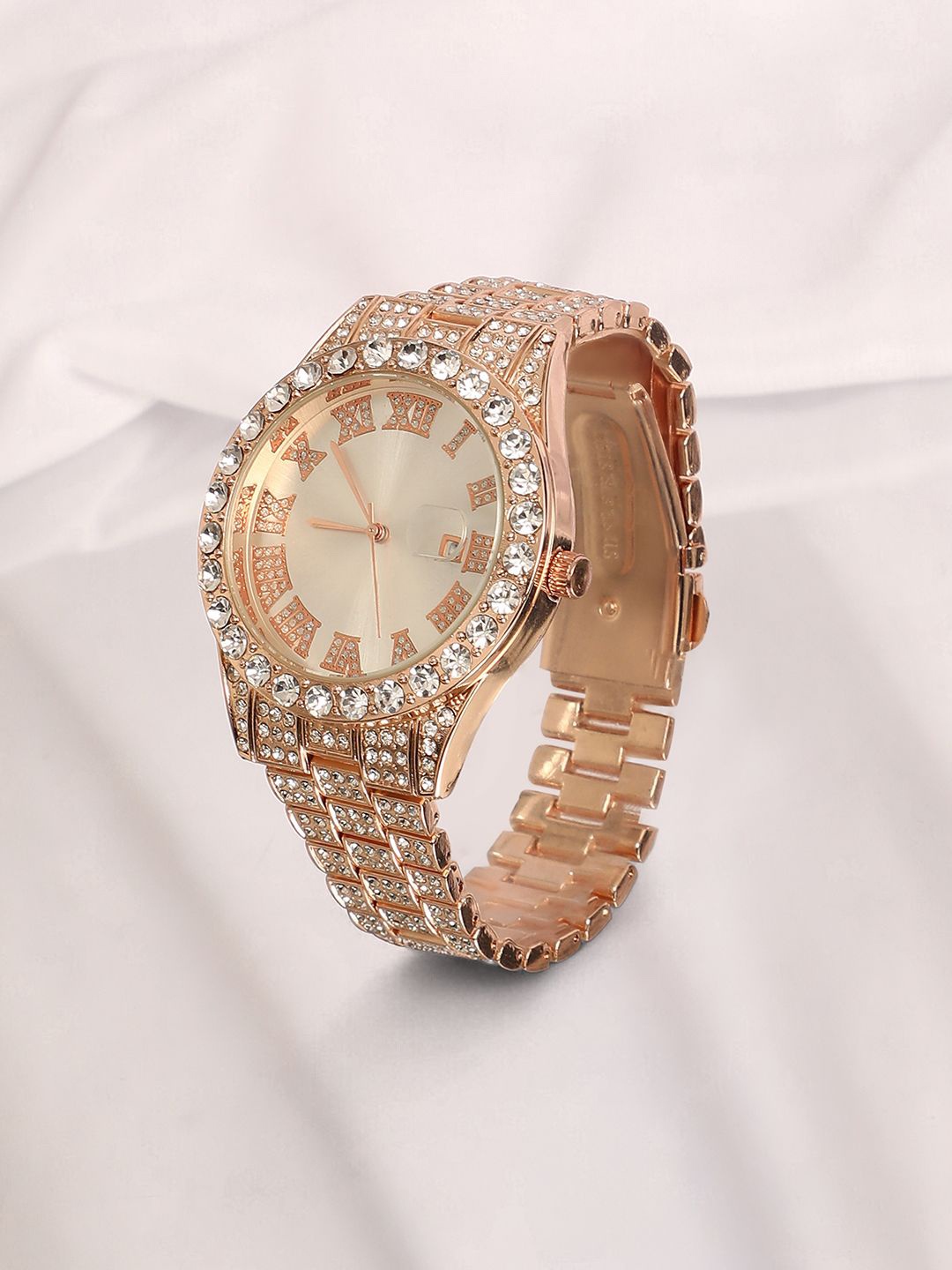 

HAUTE SAUCE by Campus Sutra Women Dial & Stainless Steel Analogue Watch AW24_HSWC1170, Rose gold