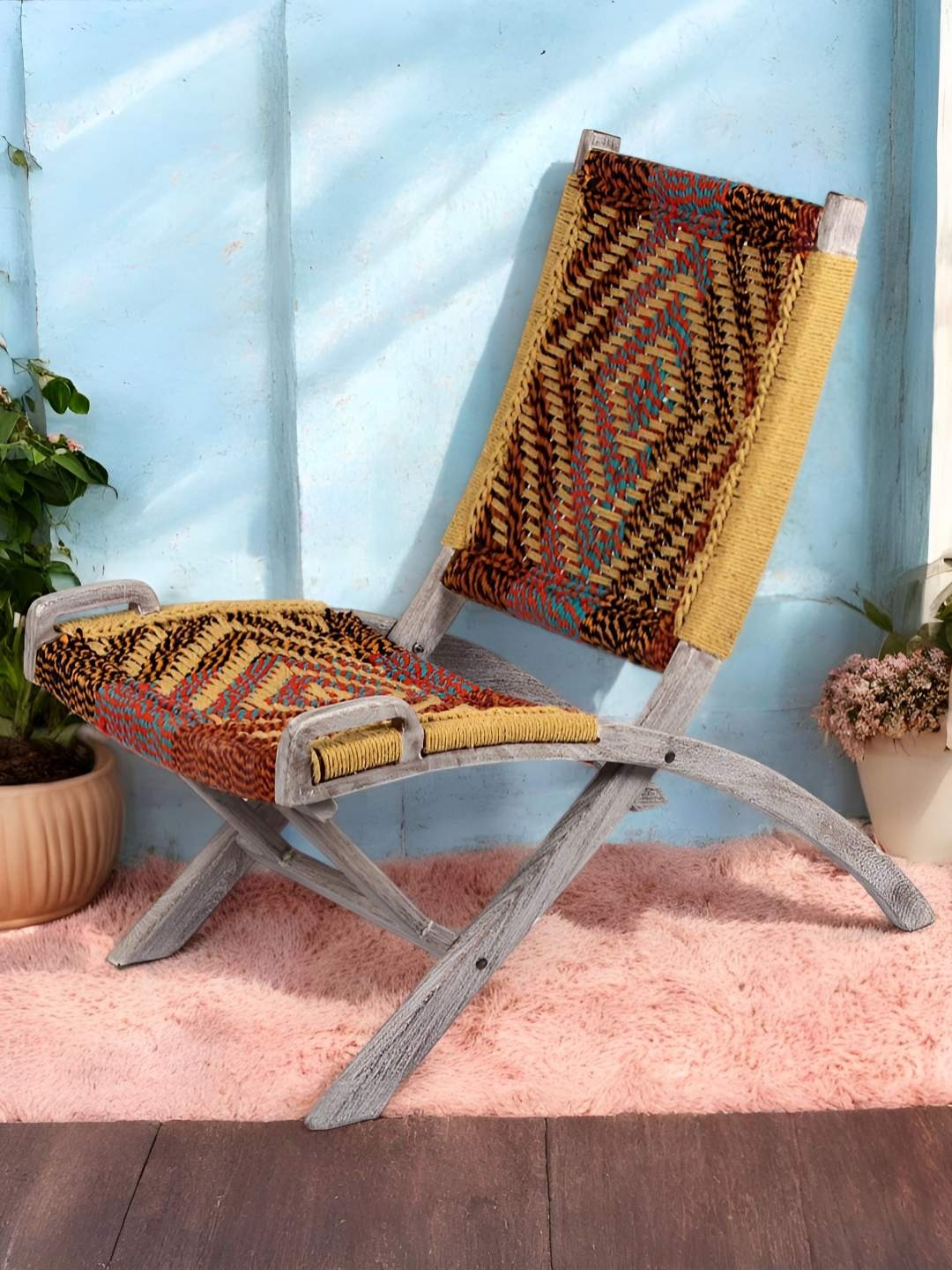 

Ikiriya Yellow & Blue Wooded Lounge Chair