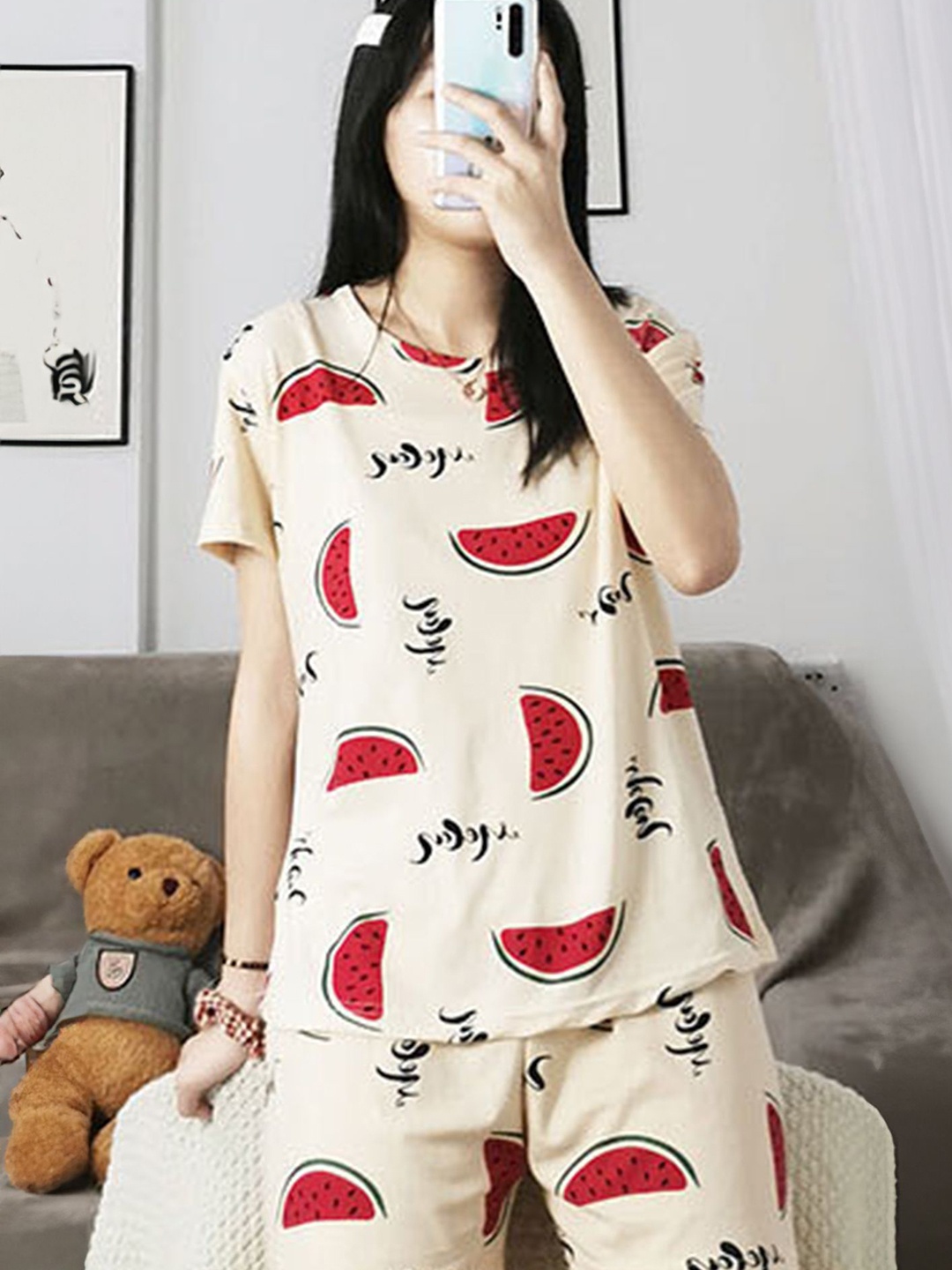 

LULU & SKY Women Printed Night suit, Off white